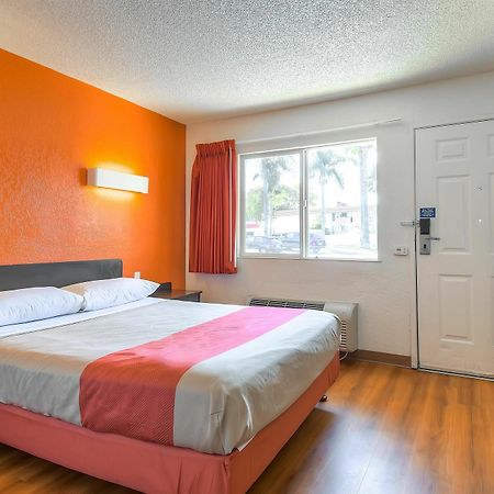 Motel 6-Long Beach, Ca - Los Angeles Zewnętrze zdjęcie