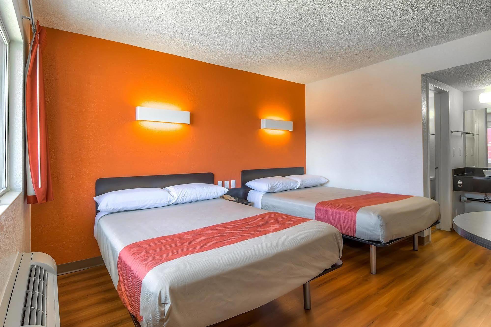 Motel 6-Long Beach, Ca - Los Angeles Zewnętrze zdjęcie