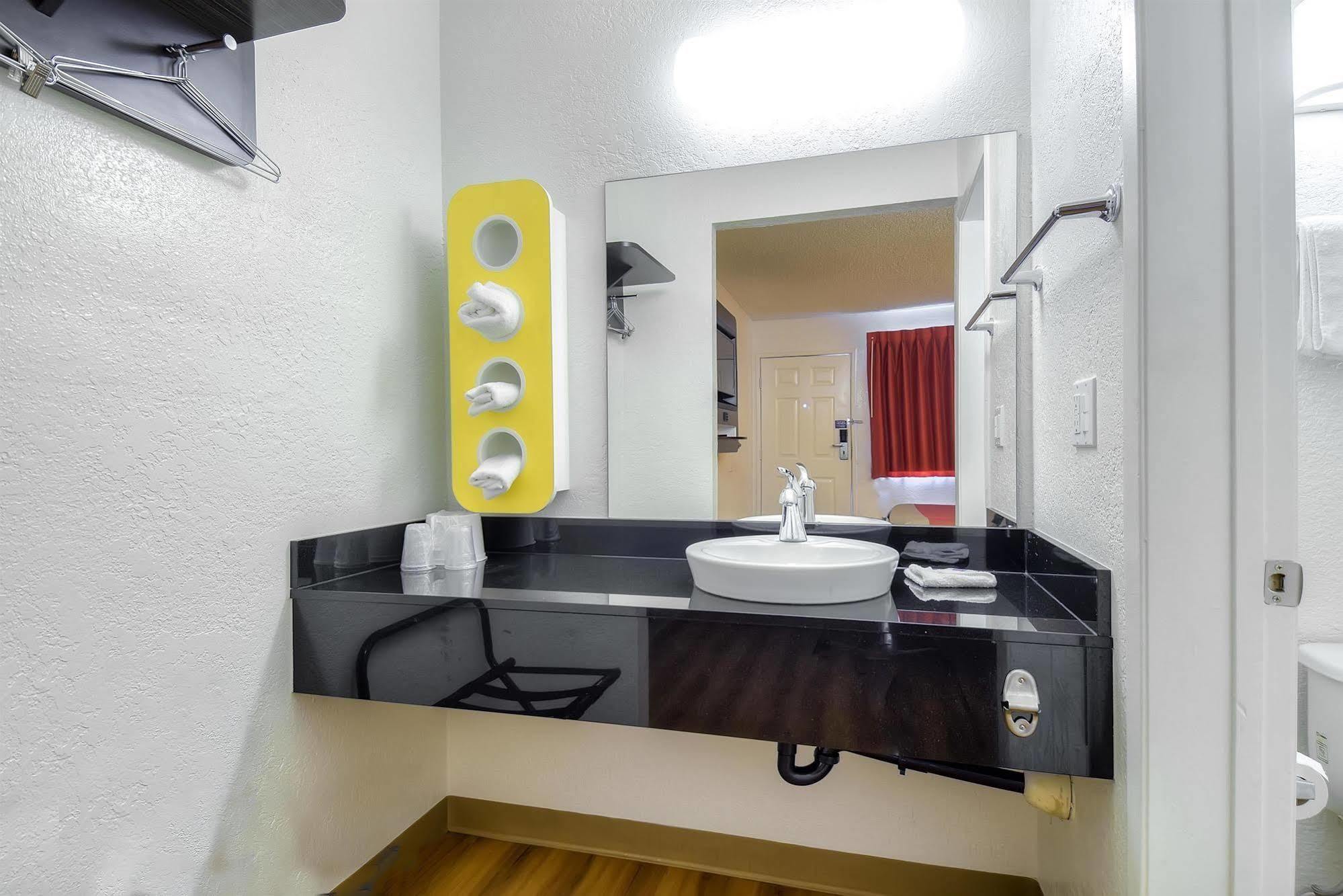 Motel 6-Long Beach, Ca - Los Angeles Zewnętrze zdjęcie