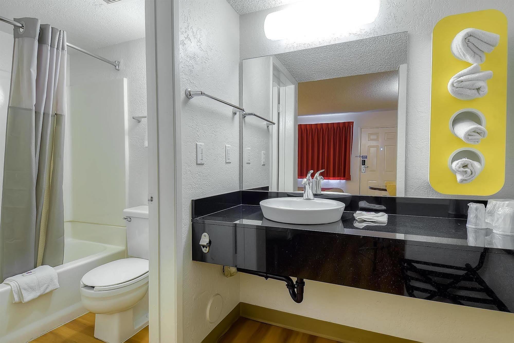 Motel 6-Long Beach, Ca - Los Angeles Zewnętrze zdjęcie